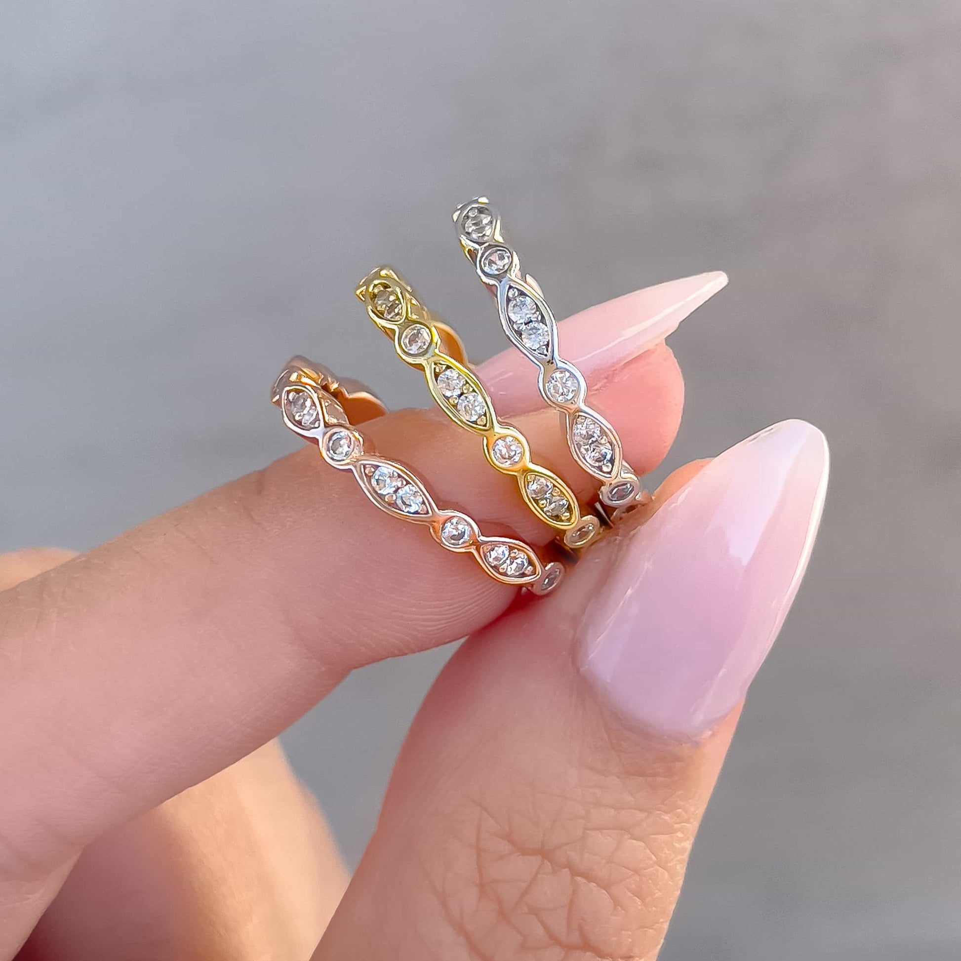 Alternating Vintage Eternity Band