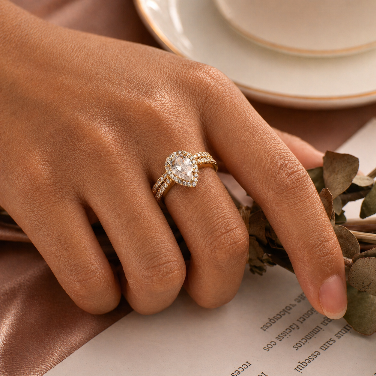 Pear Cut Halo Moissanite Ring Set