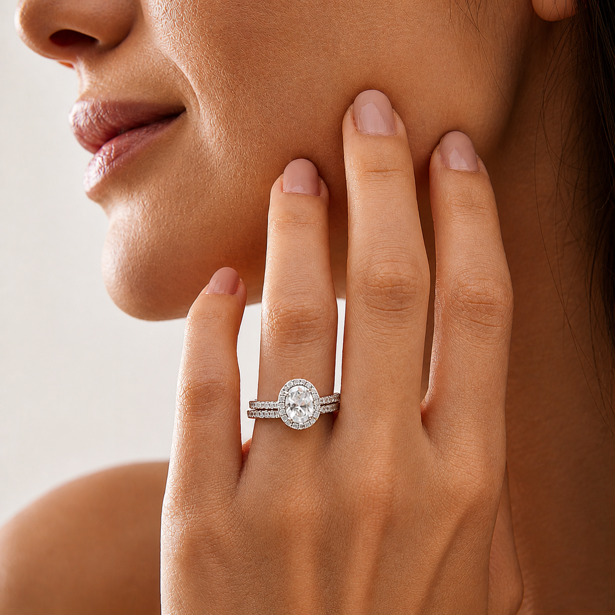 Oval Cut Halo Moissanite Ring Set