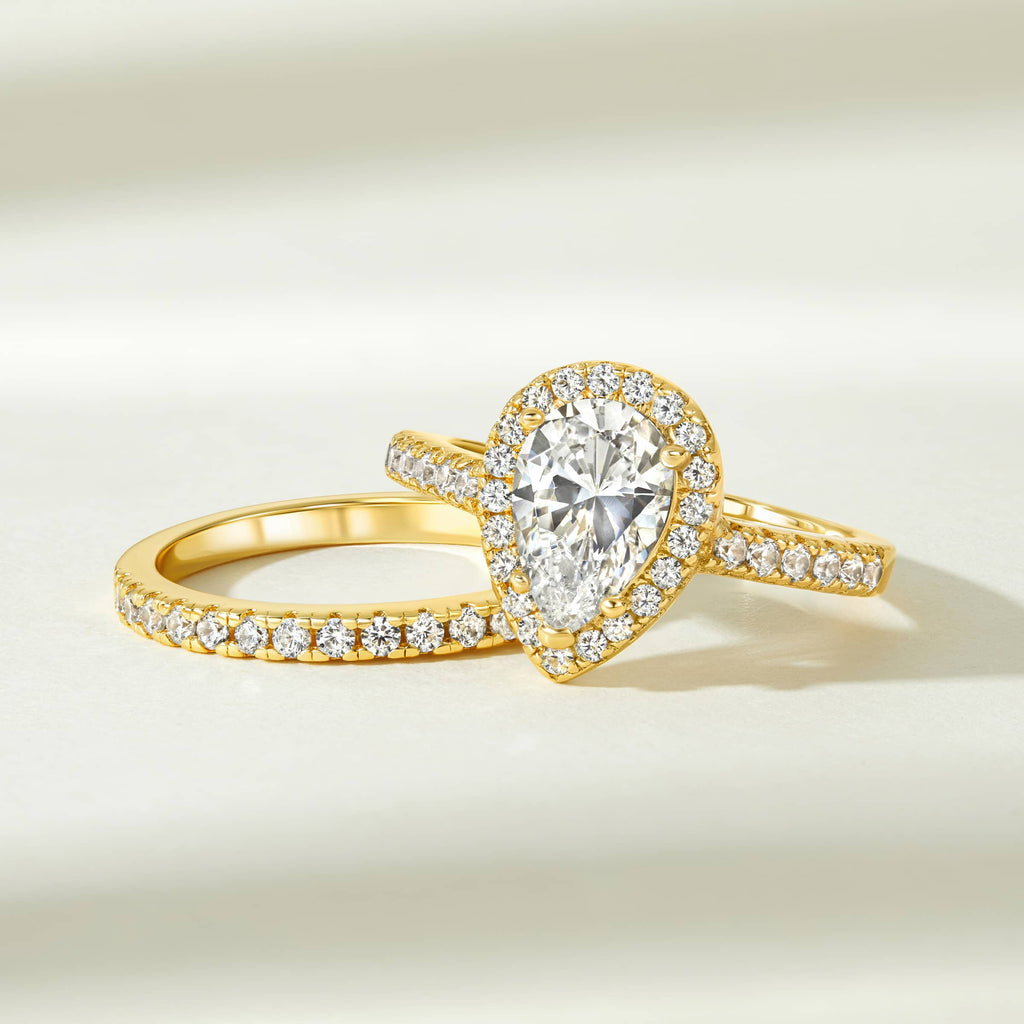 Cushion Halo Engagement Ring Set