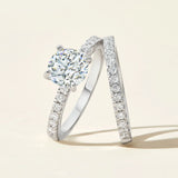 Round Cut Engagement Ring Set