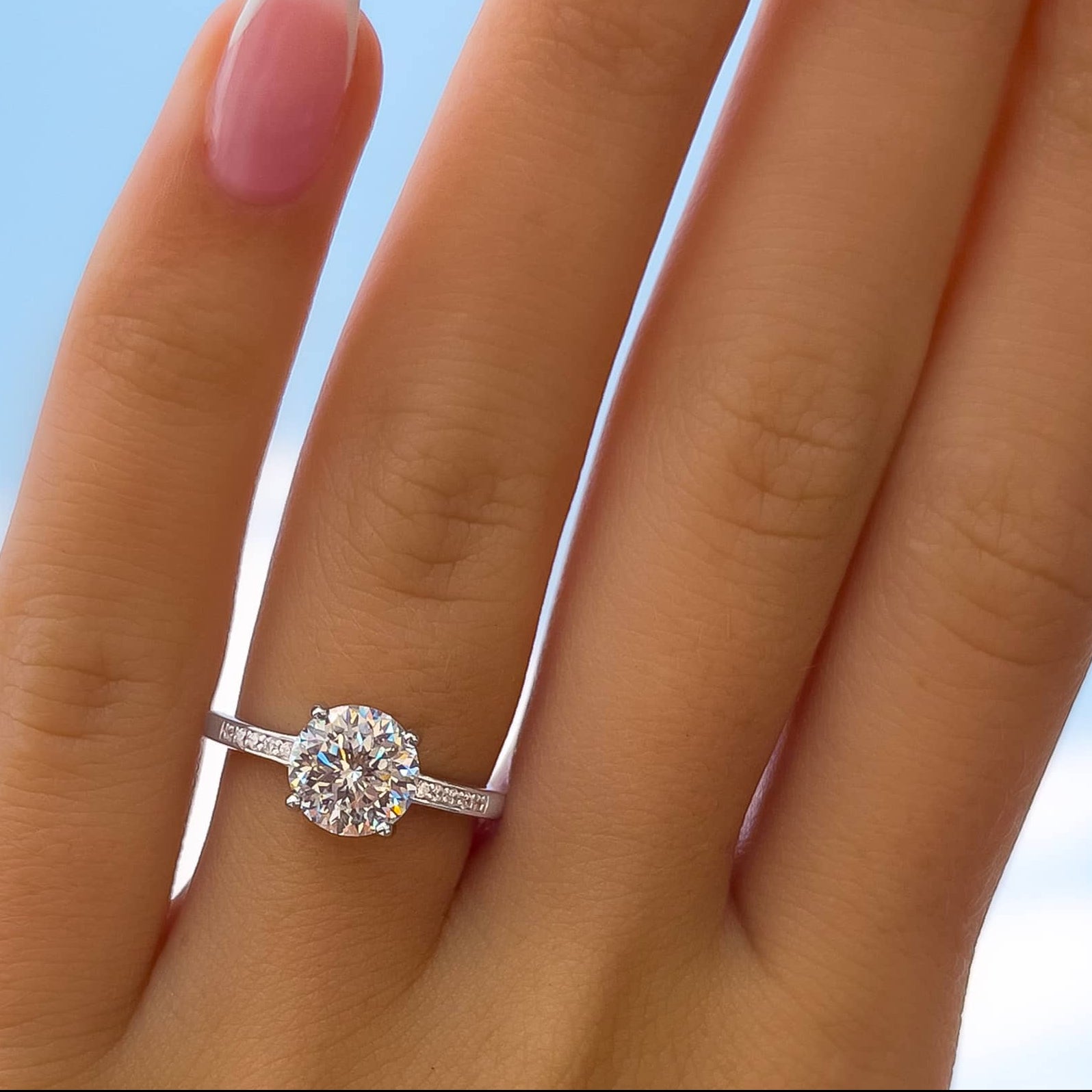 1.75 Carat Round Engagement Ring